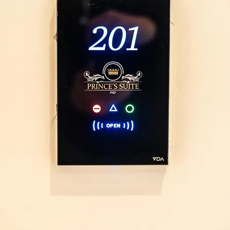 Central Business Гостевой дом Рим